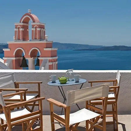 Opuntia Traditional Cave House * Oia